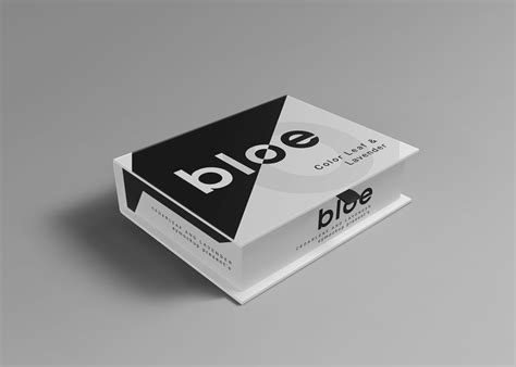 Free Gift Set Box Packaging Mockup – FreeMockup.net