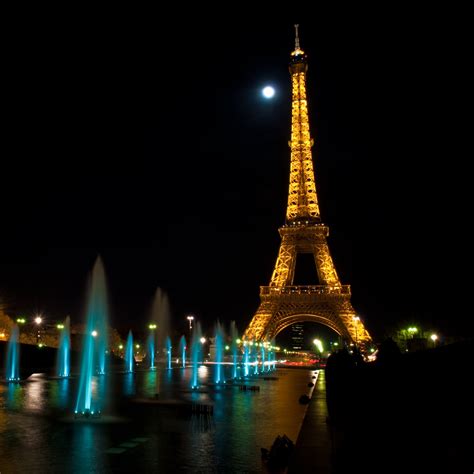 Paris at Night. Tour Eiffel HD wallpapers | 4K MacBook and Desktop Backgrounds