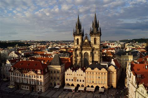 7 PALAZZI E CASTELLI IMPERDIBILI A PRAGA E DINTORNI