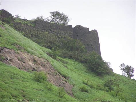 Best Tourist Places: Rajmachi Fort Trek