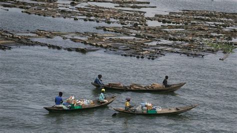 10 dead in Nigeria as passenger boat capsizes in Lagos, says agency | Al Arabiya English