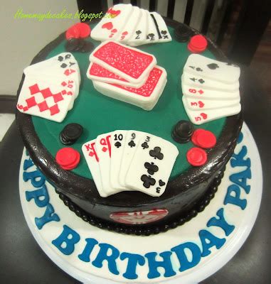 Home May'de Cakes: The Making : Poker table with chips cake