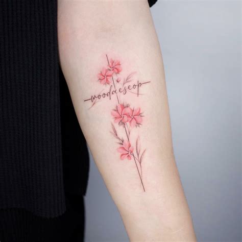 Top more than 74 cross and flower tattoo best - in.cdgdbentre