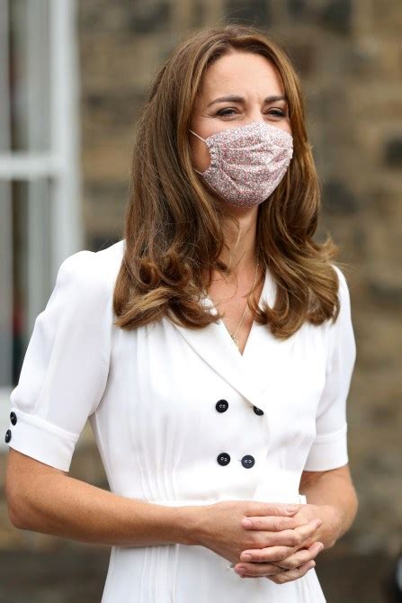 Kate Middleton’s Floral Face Mask Is Too Cute Not To Shop | StyleCaster