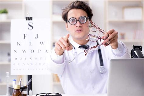 What Is Myopia And What Are The Symptoms? – AAR Bulldog