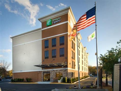 Holiday Inn Express Washington DC-BW Parkway Hotel (Landover (MD)) - Deals, Photos & Reviews