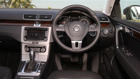 Volkswagen-Passat-2013-Trendline-MT-Interior Car Photos - Overdrive