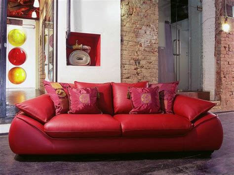 9 Red Sofas That Will Add A Touch Of Boldness To Your Living Room Set ...