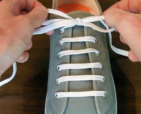 Trendy Ways To Tie Shoelaces | HerZindagi