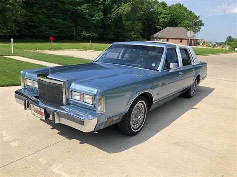 1988 Lincoln Town Car Signature Series Package for sale - Lincoln Town Car 1988 for sale in ...