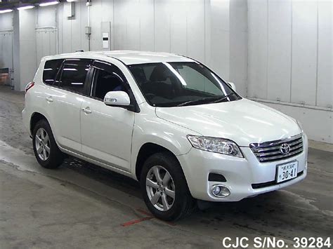 2010 Toyota Vanguard White for sale | Stock No. 39284 | Japanese Used Cars Exporter