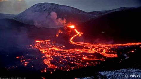 New Fissure Eruption Near Fagradalsfjall in Iceland - CosmoQuest