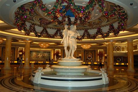 Caesars Palace Lobby | Yazeed Al Harthi | Flickr