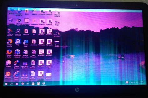 Laptop screen turns into pink colour - HP Support Community - 6464729