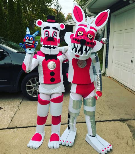 FNAF Costumes | Fnaf, Fnaf sister location, Sister location