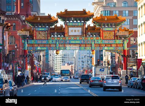 Chinatown washington dc gate hi-res stock photography and images - Alamy