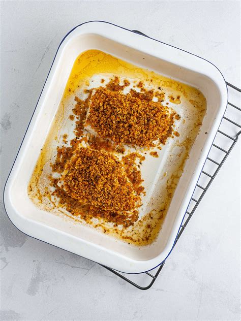 Oven-Baked Hake in Spicy Breadcrumbs | Foodaciously