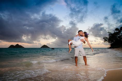 Oahu Romantic Couples Beach Photographer — Oahu Pro Photography