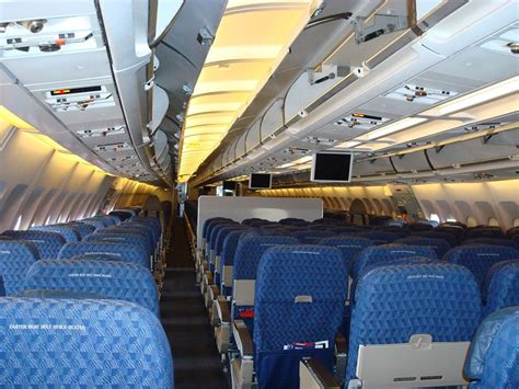 American Airlines Boeing 767 Interior