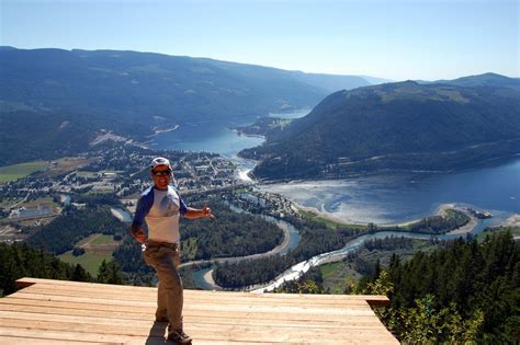 Hang Gliding Around Lumby BC Canada