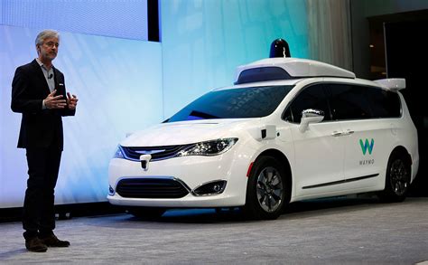 Waymo testing self-driving cars without human safety monitor