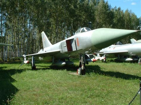 Sukhoi_Su-15_Flagon | Sukhoi, Fighter jets, Military