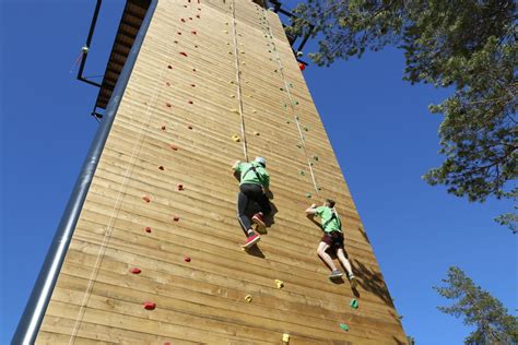 Climbing Wall - Seikkailupuisto Pakka