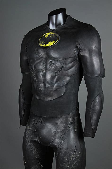 BATMAN (1989) - Battle-Damaged Batsuit & Bat Emblem - Current price: £10000