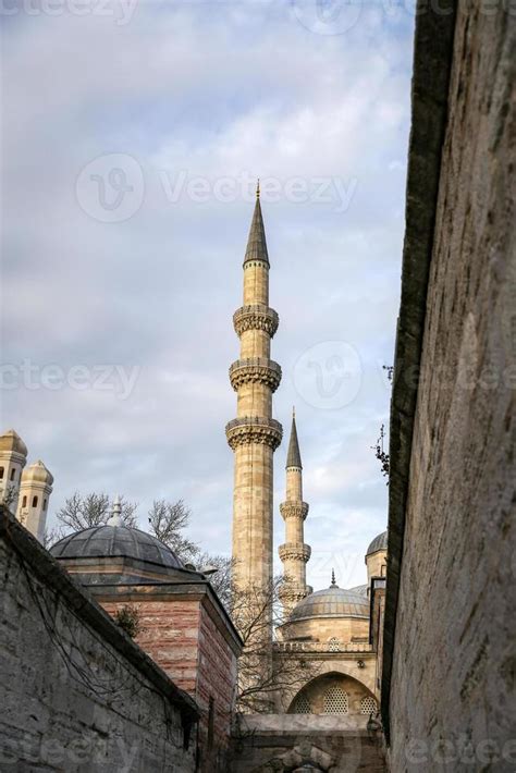 Suleymaniye Mosque in Istanbul, Turkey 10296077 Stock Photo at Vecteezy