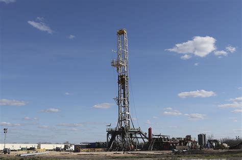 3 workers killed in West Texas oil field rig explosion