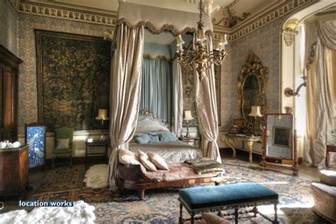 Tapestry Bedroom, Belvoir Castle | Historical Interiors | Pinterest ...