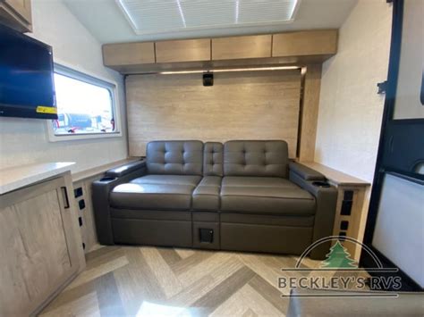 Overland Series Review: Smart, Sleek Travel Trailers You'll Love - Beckleys RV Blog