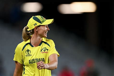 Meg Lanning: 5 things to know about Aussie skipper