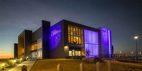 Illuminating Rhyl | Anolis LED Lighting