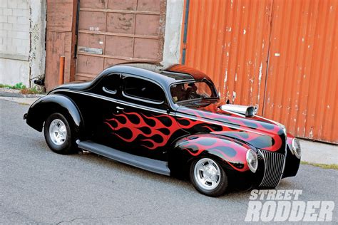 Street Shaker - 1939 Ford DeLuxe Coupe - Street Rodder Magazine