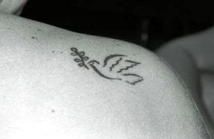 Peace Dove Tattoo Shoulder | Peace dove tattoos, Dove tattoo, Dove tattoos