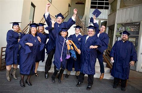 WGU Texas Honors Nearly 900 Grads at 2014 Commencement