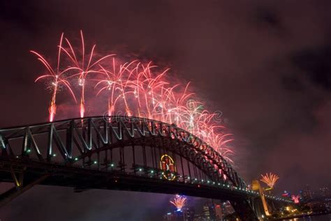 Sydney Harbour Bridge New Year Fireworks Stock Photo - Image of burn ...