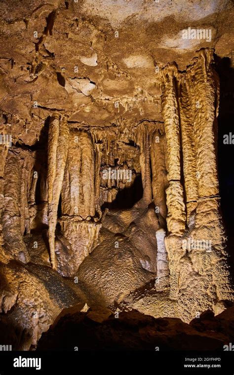 Cave dark hi-res stock photography and images - Alamy