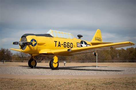 The mighty T-6 Texan, one of Vance AFB's greatest pilot trainers > Vance Air Force Base ...