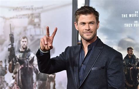 'Men in Black' Spinoff Wants Chris Hemsworth as Its Agent K | Complex