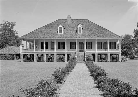 Pictures 1 Oaklawn Plantation Mansion, Natchez Louisiana