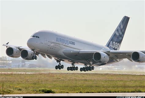 Airbus A380-841 - Airbus | Aviation Photo #0825948 | Airliners.net