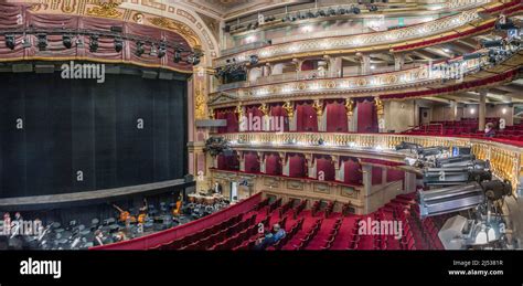 Theater An Der Wien Vienna, Austria Stock Photo - Alamy