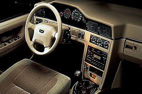 1991-98 Volvo 940/960/S90/V90 | Consumer Guide Auto