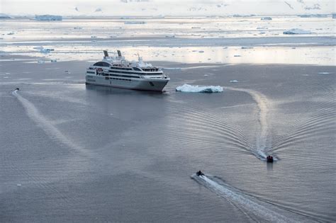 Le Lyrial: Visit Antarctica in Luxury - Polar Cruises