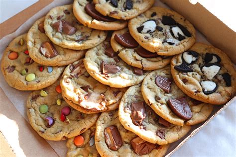 Another box of homemade, mixed flavour, chocolate cookies... : r/Baking