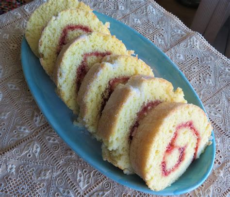 Mary Berry's Swiss Roll (A Tutorial) | The English Kitchen