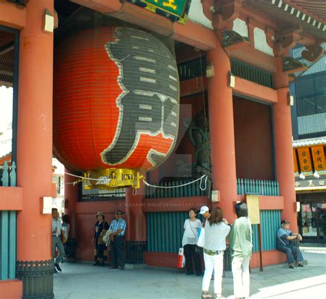 Asakusa - The Kaminarimon Gate by Madame-Kikue on DeviantArt