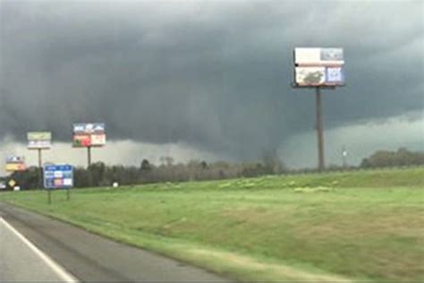 Casualties mount after tornado hits parts of Alabama - 2LT News